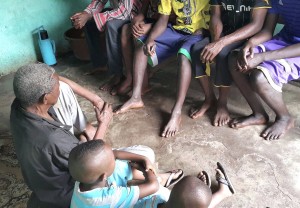 Article : Guinée : Trois astuces de l’oncle Bafodé pour bien vivre l’instabilité politique